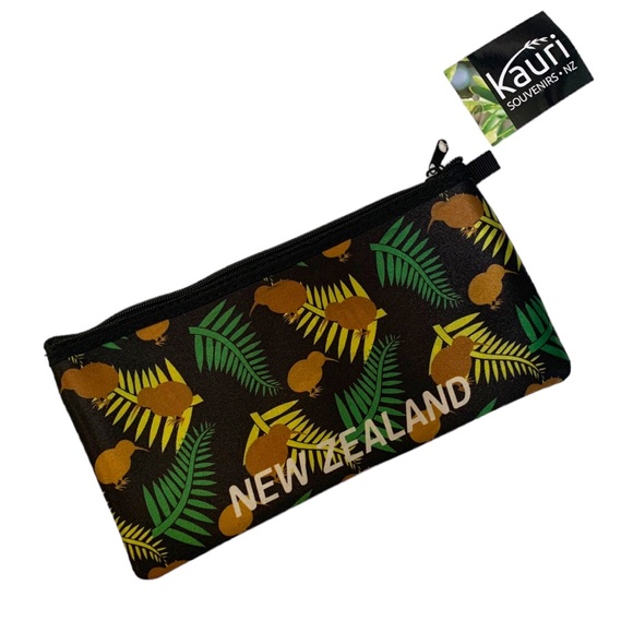 NWT Kauri Kiwi & Silver Fern New Zealand Padded Pencil Case Zipper - Picture 2 of 5